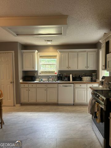 31 Pinewood Lane, Colbert, GA 30628