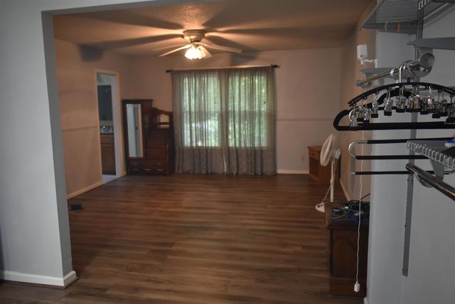 101 BOB ST, Selmer, TN 38375