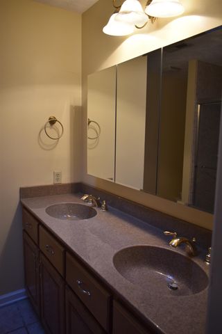 101 BOB ST, Selmer, TN 38375