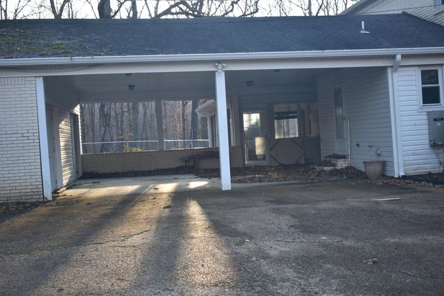 101 BOB ST, Selmer, TN 38375