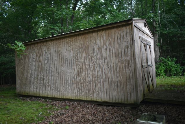 101 BOB ST, Selmer, TN 38375