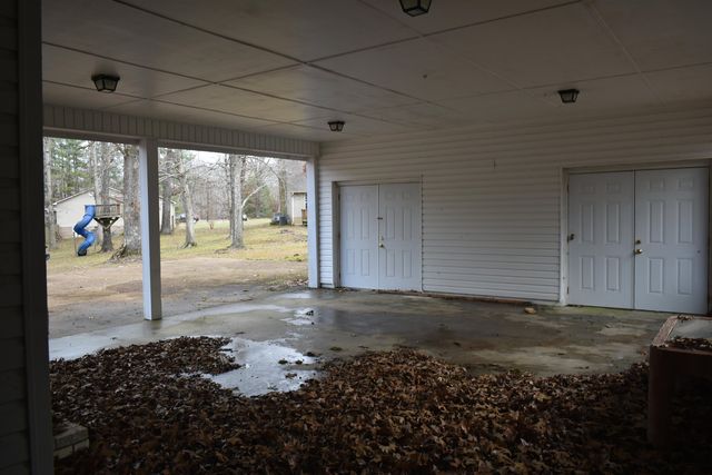 101 BOB ST, Selmer, TN 38375