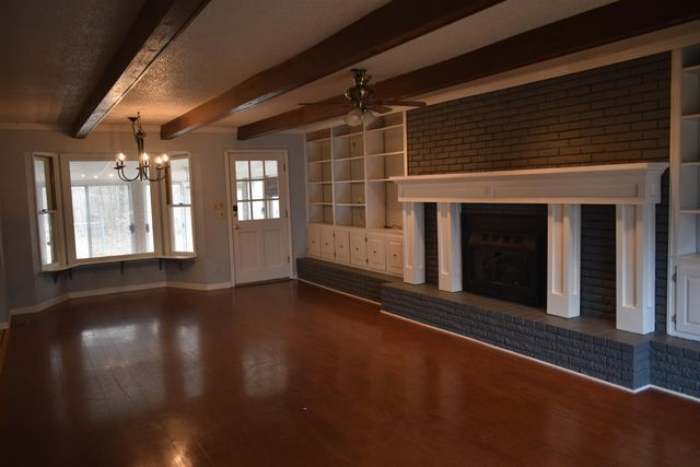 101 BOB ST, Selmer, TN 38375