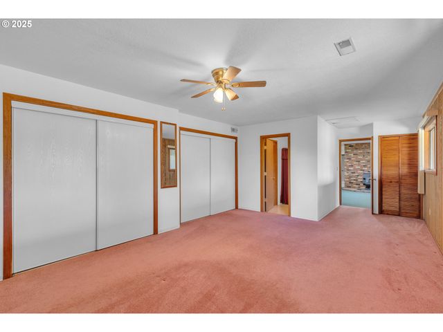 267 MOUNTAIN VIEW St, Glide, OR 97443