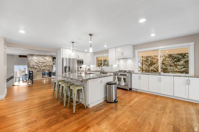 1365 E OAKMONT LN, Fruit Heights, UT 84037