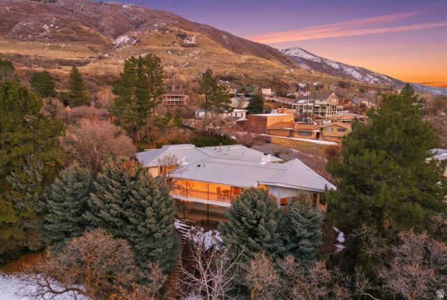 1365 E OAKMONT LN, Fruit Heights, UT 84037