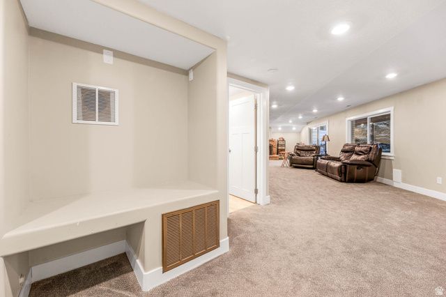 1365 E OAKMONT LN, Fruit Heights, UT 84037