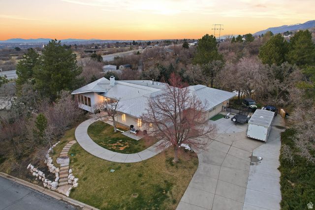 1365 E OAKMONT LN, Fruit Heights, UT 84037