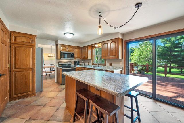 3026 OPEN GATE TRAIL, Green Bay, WI 54313