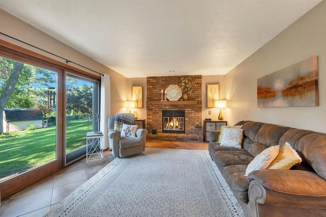 3026 OPEN GATE TRAIL, Green Bay, WI 54313