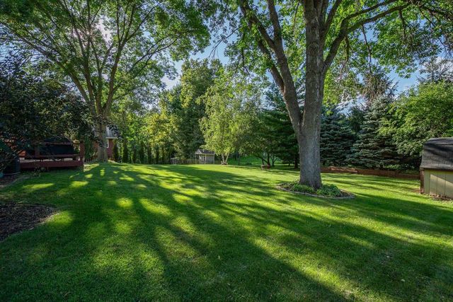 3026 OPEN GATE TRAIL, Green Bay, WI 54313