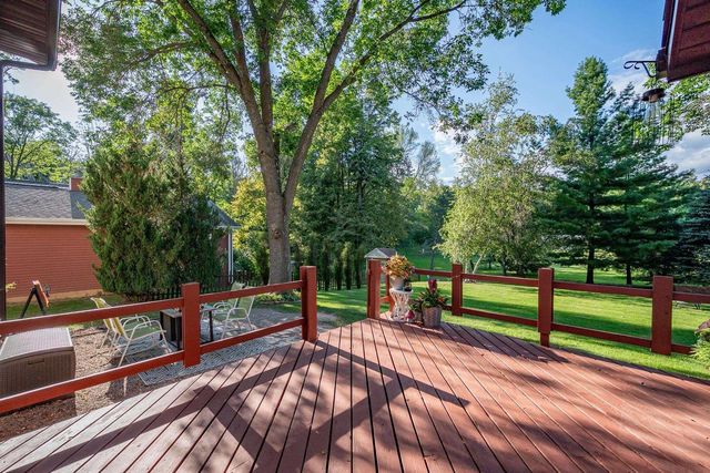 3026 OPEN GATE TRAIL, Green Bay, WI 54313