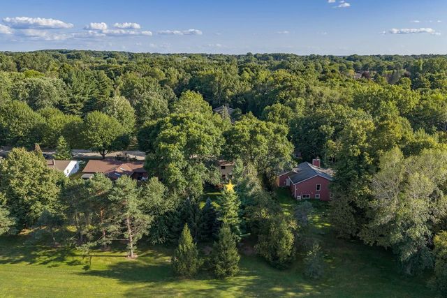 3026 OPEN GATE TRAIL, Green Bay, WI 54313