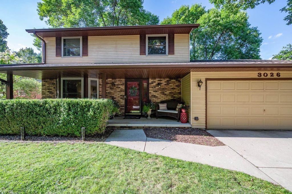3026 OPEN GATE TRAIL, Green Bay, WI 54313