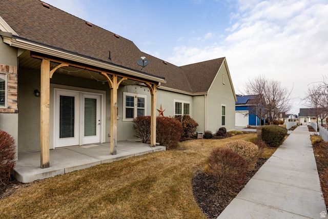 11067 S CASCABEL DR, South Jordan, UT 84009