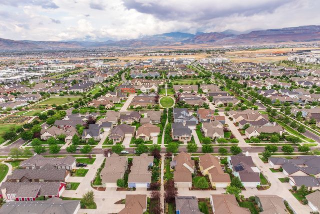 11067 S CASCABEL DR, South Jordan, UT 84009