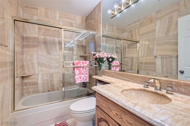 7068 Bright Springs Court, Las Vegas, NV 89113