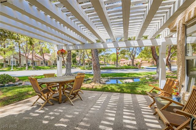 7068 Bright Springs Court, Las Vegas, NV 89113