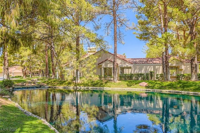 7068 Bright Springs Court, Las Vegas, NV 89113