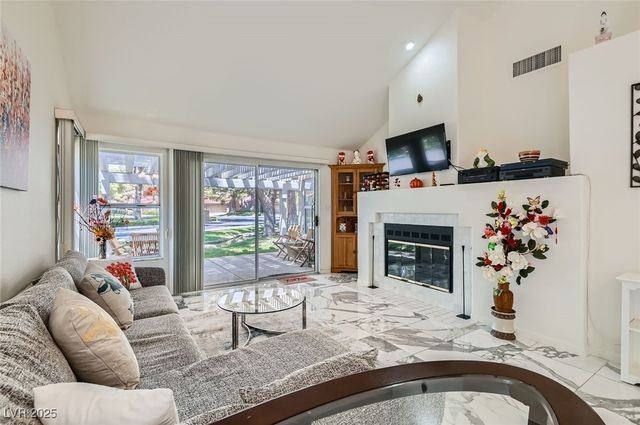 7068 Bright Springs Court, Las Vegas, NV 89113