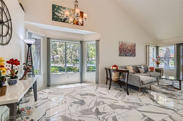 7068 Bright Springs Court, Las Vegas, NV 89113