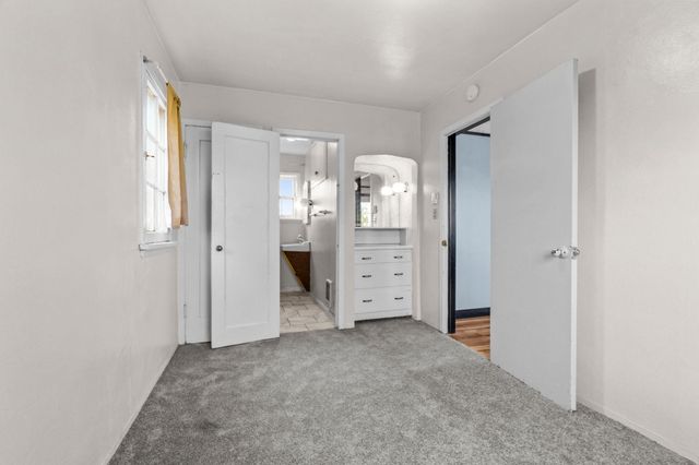 4910 E 1st Ave, Spokane, WA 99212