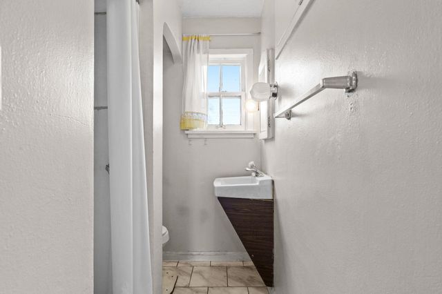 4910 E 1st Ave, Spokane, WA 99212