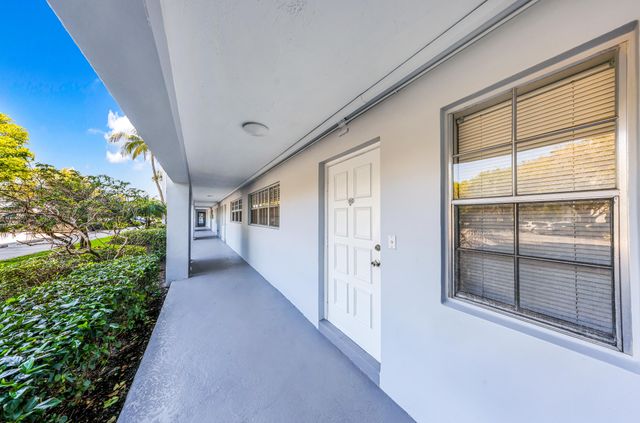 3091 N Course Drive 102, Pompano Beach, FL 33069