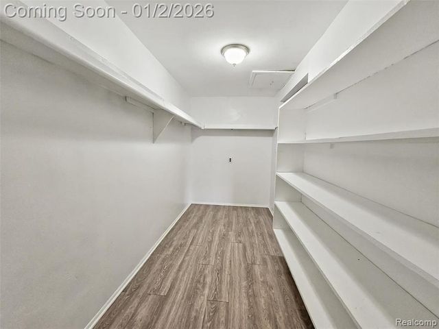 29792 City Center Drive, Warren, MI 48093