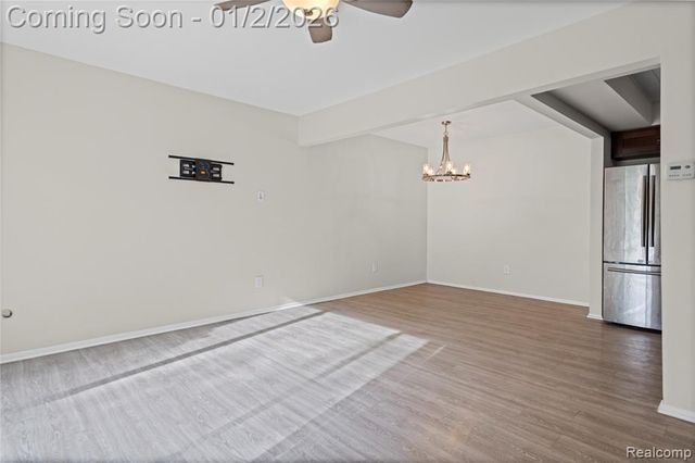 29792 City Center Drive, Warren, MI 48093