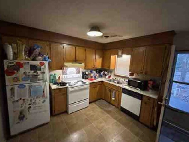 2041 Pineview Drive, Spartanburg, SC 29307