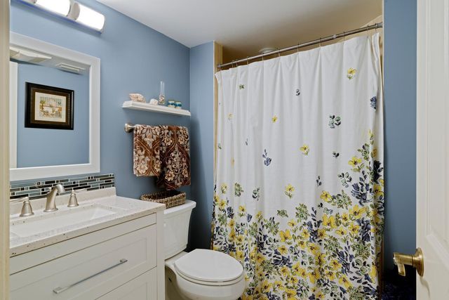 6030 SE Martinique Drive 102, Stuart, FL 34997