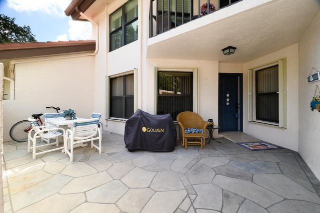 6030 SE Martinique Drive 102, Stuart, FL 34997