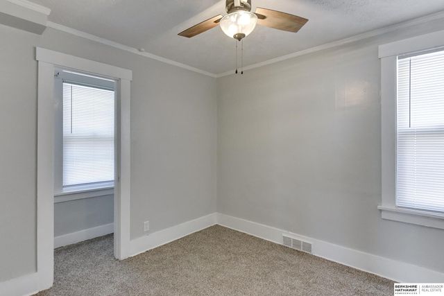 4546 N 41st Street, Omaha, NE 68111