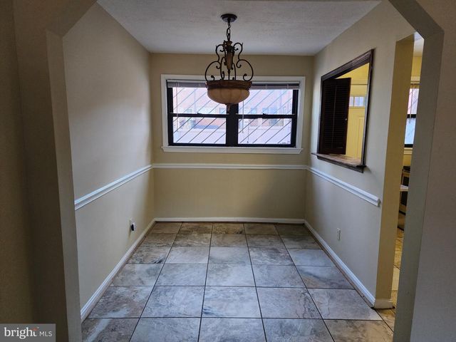 5002 JUST STREET, Washington, DC 20019