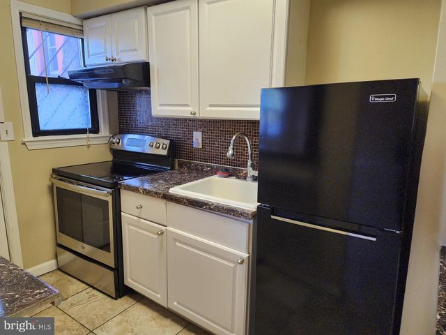 5002 JUST STREET, Washington, DC 20019