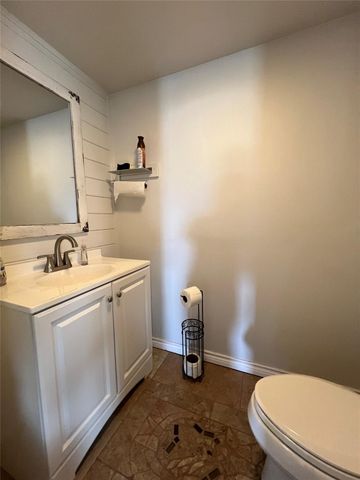 1800 County Road 330, Granger, TX 76530