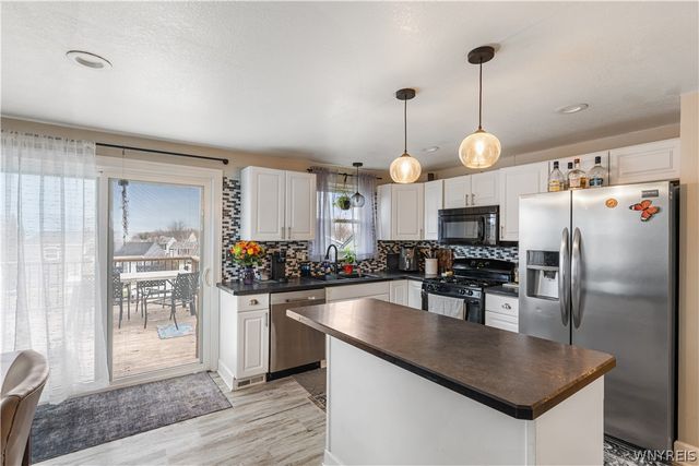 4225 Polly Lane, Hamburg, NY 14075