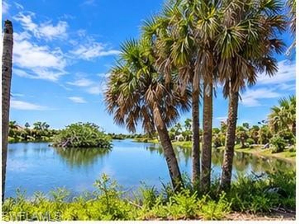 497 Lake Murex CIR, SANIBEL, FL 33957 — photo 2