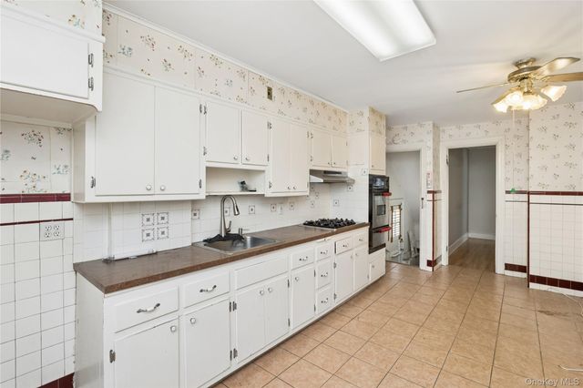 8430 129th Street, Kew Gardens, NY 11415