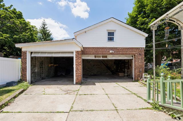 8430 129th Street, Kew Gardens, NY 11415