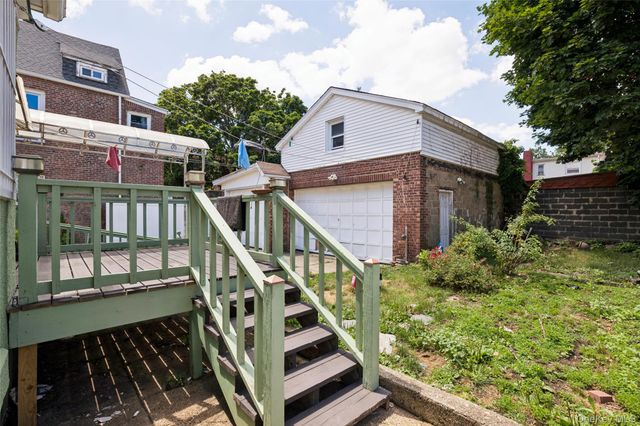8430 129th Street, Kew Gardens, NY 11415