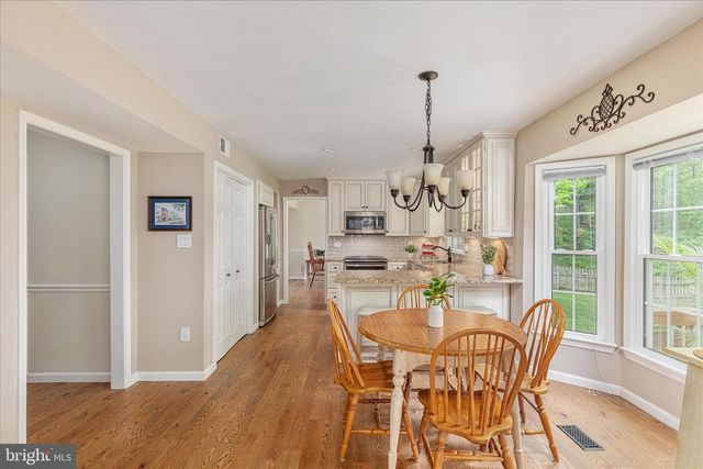 12852 VALLEYWOOD DR, Woodbridge, VA 22192