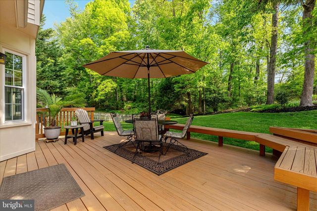 12852 VALLEYWOOD DR, Woodbridge, VA 22192
