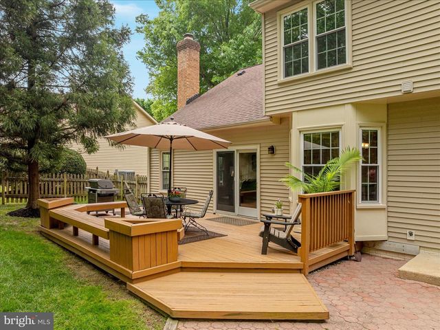 12852 VALLEYWOOD DR, Woodbridge, VA 22192