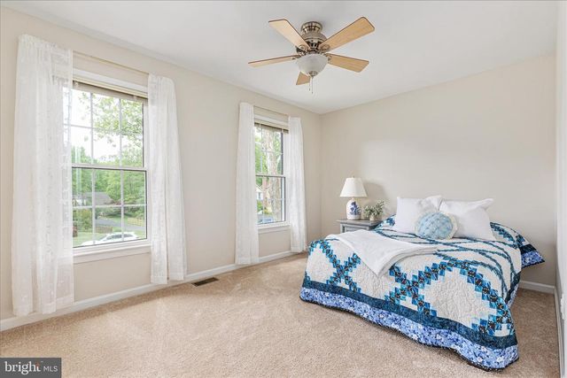 12852 VALLEYWOOD DR, Woodbridge, VA 22192