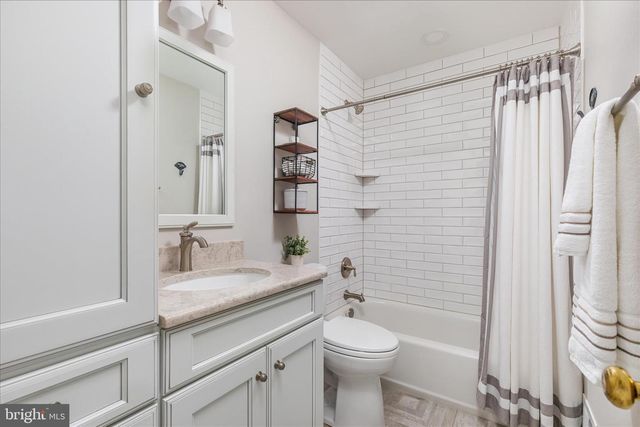 12852 VALLEYWOOD DR, Woodbridge, VA 22192