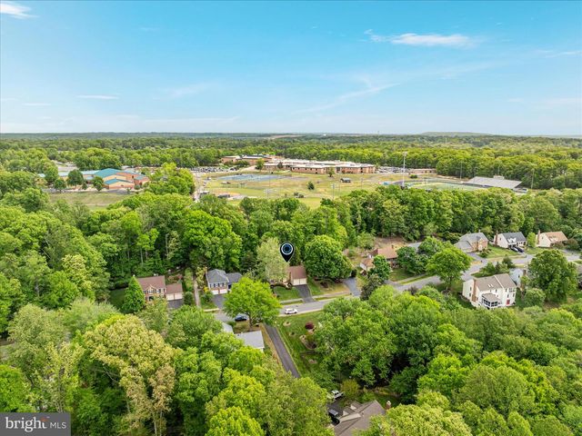 12852 VALLEYWOOD DR, Woodbridge, VA 22192