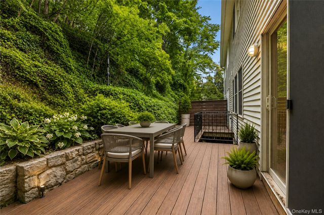 13 Cedar Place, Rye, NY 10580