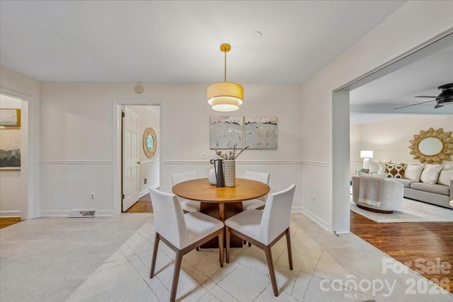 1024 Court Drive, Charlotte, NC 28211